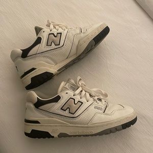 New Balance 550 Black and White Size 7 Men’s/size 8.5 women’s